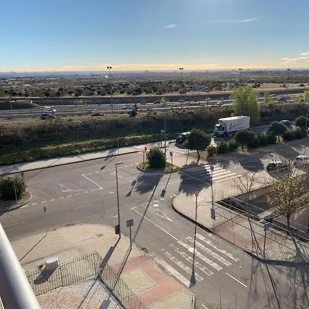 Apartamento De 1 Dormitorio, Atico 4Pax Alcorcón Buitenkant foto